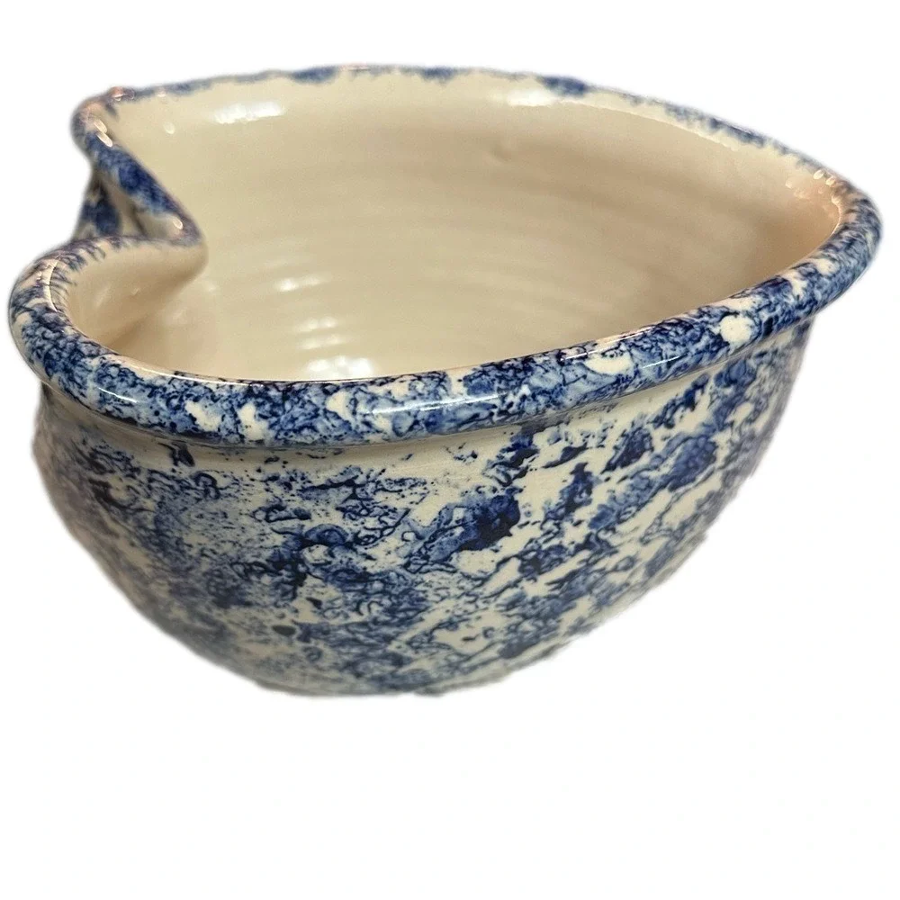 Casey Pottery Heart Shaped Speckled Sponge Pattern‎ Blue Stoneware Pottery Bowl
